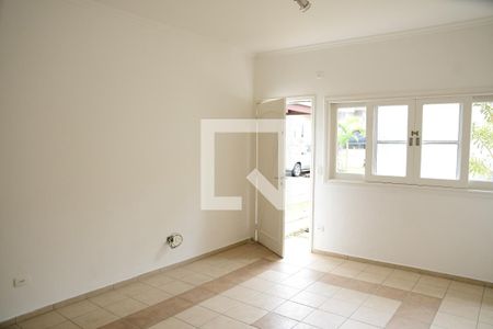 Sala  de casa de condomínio para alugar com 2 quartos, 91m² em Parque Rincão, Cotia