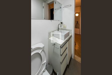 Apartamento para alugar com 68m², 3 quartos e 1 vaga Apartamento para alugar com 68m², 3 quartos e 1 vagaBanheiro 2