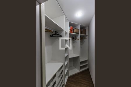 Apartamento para alugar com 144m², 3 quartos e 2 vagasCloset da suíte 1
