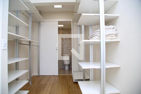 Apartamento à venda com 92m², 1 quarto e 1 vagaCloset da suíte