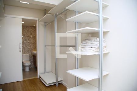 Apartamento à venda com 92m², 1 quarto e 1 vagaCloset da suíte