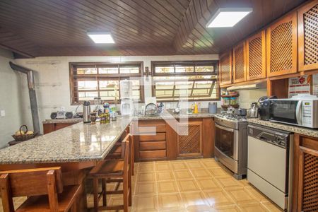 Casa à venda com 400m², 5 quartos e 4 vagasCozinha