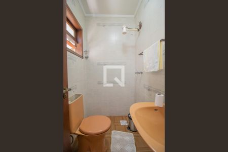 Casa à venda com 400m², 5 quartos e 4 vagasBanheiro de Serviço