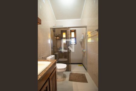 Casa à venda com 400m², 5 quartos e 4 vagasBanheiro do Quarto 2