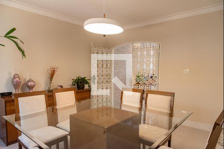 Sala de jantar de casa à venda com 4 quartos, 217m² em Jardim da Glória, São Paulo