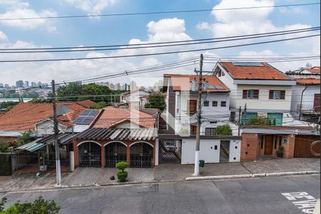 Casa à venda com 217m², 4 quartos e 6 vagasVista do quarto 2