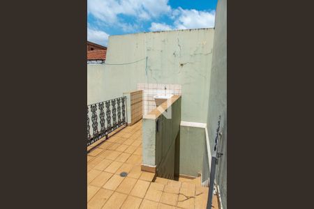 Casa à venda com 217m², 4 quartos e 6 vagasQuarto de serviço