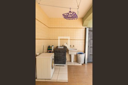 Casa à venda com 217m², 4 quartos e 6 vagasÁrea de serviço