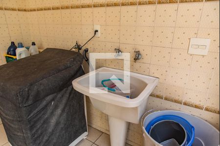 Casa à venda com 217m², 4 quartos e 6 vagasÁrea de serviço