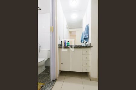 Casa de condomínio à venda com 210m², 4 quartos e 2 vagasBanheiro da Suíte 3