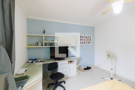 Casa de condomínio à venda com 210m², 4 quartos e 2 vagasSuíte 3