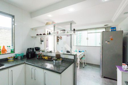 Casa de condomínio à venda com 210m², 4 quartos e 2 vagasCozinha e Copa