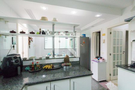 Casa de condomínio à venda com 210m², 4 quartos e 2 vagasCozinha e Copa