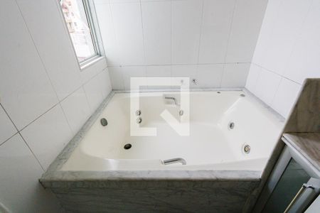 Casa de condomínio à venda com 210m², 4 quartos e 2 vagasBanheiro da Suíte 4