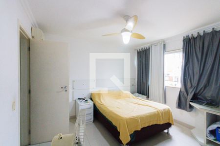 Casa de condomínio à venda com 210m², 4 quartos e 2 vagasSuíte 3