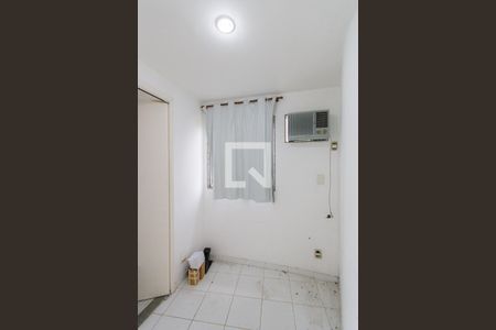 Casa de condomínio à venda com 210m², 4 quartos e 2 vagasQuarto de Serviço