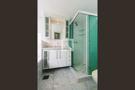 Casa de condomínio à venda com 210m², 4 quartos e 2 vagasBanheiro da Suíte 4