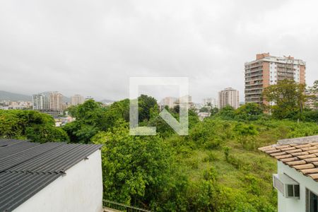 Casa de condomínio à venda com 210m², 4 quartos e 2 vagasVista da Suíte 4