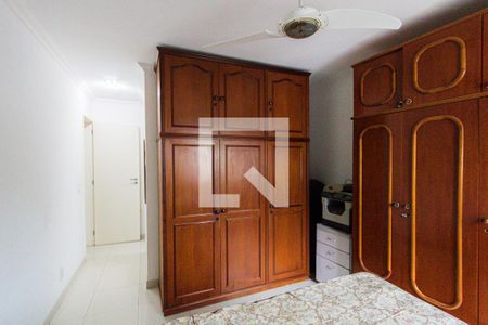 Casa de condomínio à venda com 210m², 4 quartos e 2 vagasSuíte 2