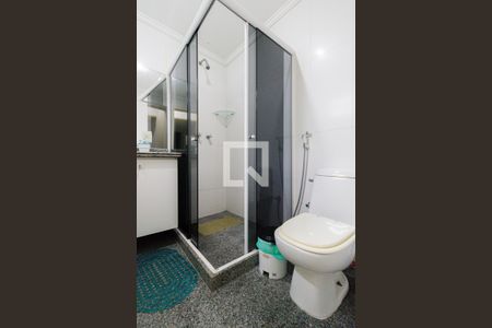 Casa de condomínio à venda com 210m², 4 quartos e 2 vagasBanheiro da Suíte 2