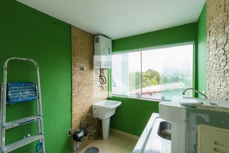 Casa de condomínio à venda com 210m², 4 quartos e 2 vagasEscritório - Cozinha