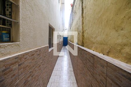 Casa para alugar com 60m², 2 quartos e sem vaga Casa para alugar com 60m², 2 quartos e sem vagaCorredor