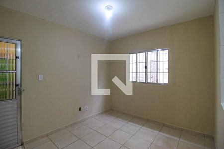 Sala de casa para alugar com 2 quartos, 60m² em Vila Bancária, São Paulo