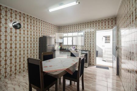 Casa à venda com 100m², 3 quartos e 1 vagaCozinha 