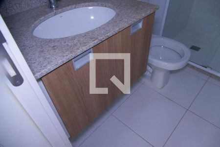 Apartamento para alugar com 70m², 2 quartos e 1 vagaSuíte  banheiro 