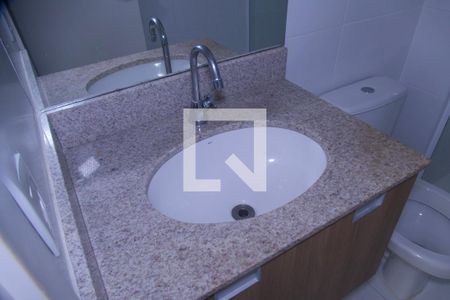 Apartamento para alugar com 70m², 2 quartos e 1 vagaSuíte  banheiro 