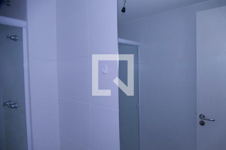 Apartamento para alugar com 70m², 2 quartos e 1 vagaBanheiro social 