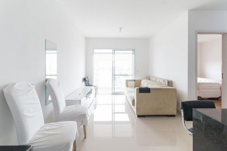 Apartamento para alugar com 72m², 2 quartos e 1 vagaSala