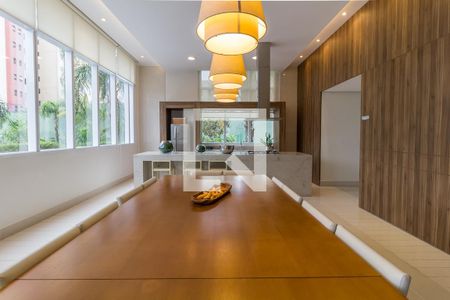 Apartamento para alugar com 72m², 2 quartos e 1 vagaÁrea comum - Salão de festas