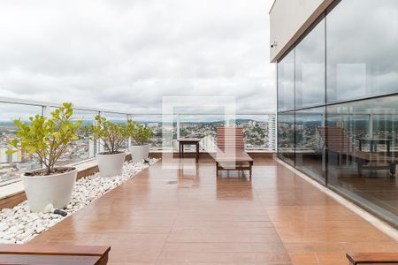 Apartamento para alugar com 72m², 2 quartos e 1 vagaÁrea comum - Piscina