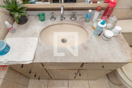 Apartamento à venda com 187m², 4 quartos e 1 vagaBanheiro da Suíte