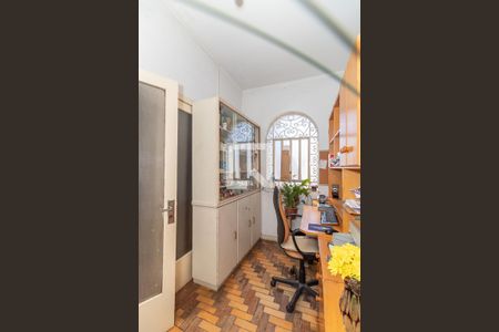 Apartamento à venda com 187m², 4 quartos e 1 vagaEscritório