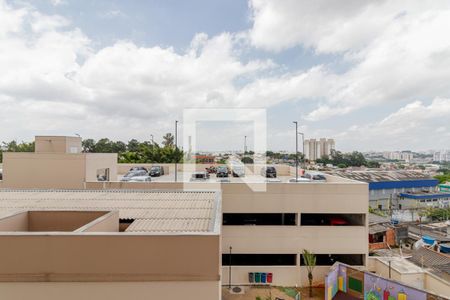 Vista da Sala de apartamento para alugar com 2 quartos, 40m² em Jardim Santa Emilia, São Paulo