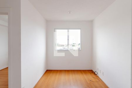 Sala de apartamento para alugar com 2 quartos, 40m² em Jardim Santa Emilia, São Paulo