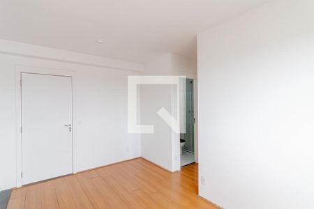 Sala de apartamento para alugar com 2 quartos, 40m² em Jardim Santa Emilia, São Paulo