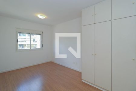 Suíte de apartamento para alugar com 2 quartos, 73m² em Pinheiros, São Paulo