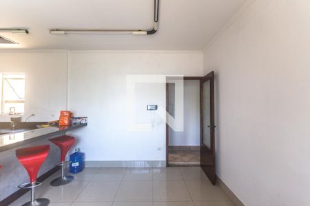 Casa à venda com 300m², 3 quartos e 6 vagasCozinha