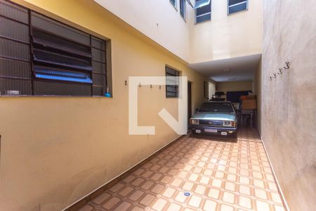 Casa à venda com 300m², 3 quartos e 6 vagasGaragem