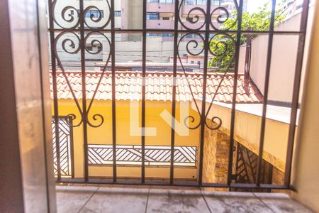 Casa à venda com 300m², 3 quartos e 6 vagasVista quarto 2