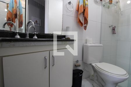 Casa à venda com 110m², 3 quartos e 2 vagasBanheiro