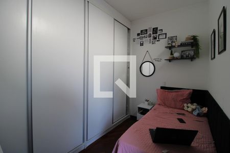 Casa à venda com 110m², 3 quartos e 2 vagasQuarto 2