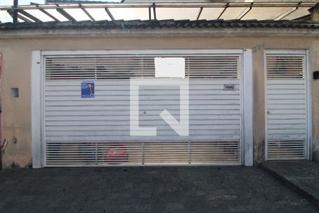 Casa à venda com 110m², 3 quartos e 2 vagasFachada