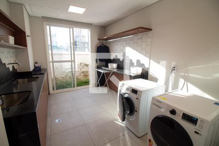 Apartamento à venda com 62m², 2 quartos e 1 vaga Apartamento à venda com 62m², 2 quartos e 1 vagaÁrea comum - Lavanderia