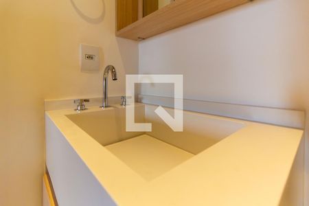 Apartamento à venda com 57m², 2 quartos e 1 vagaBanheiro Social
