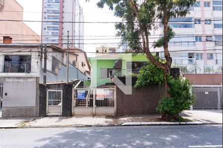 Casa à venda com 210m², 3 quartos e 3 vagasFachada