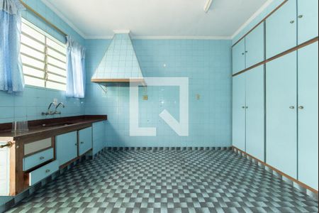 Casa à venda com 210m², 3 quartos e 3 vagasCozinha